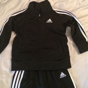 Boys 18M Adidas set