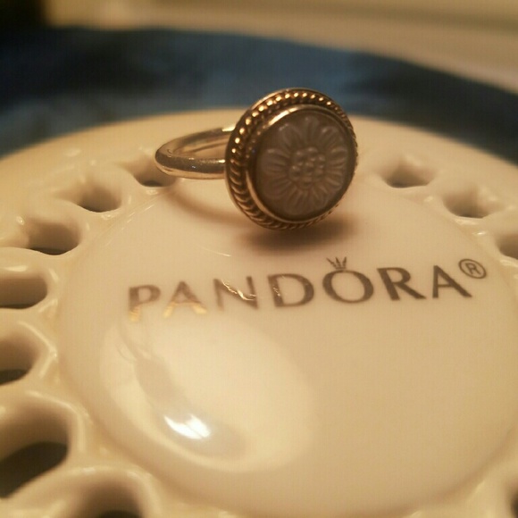 ***SOLD***Pandora ring! - Picture 2 of 3