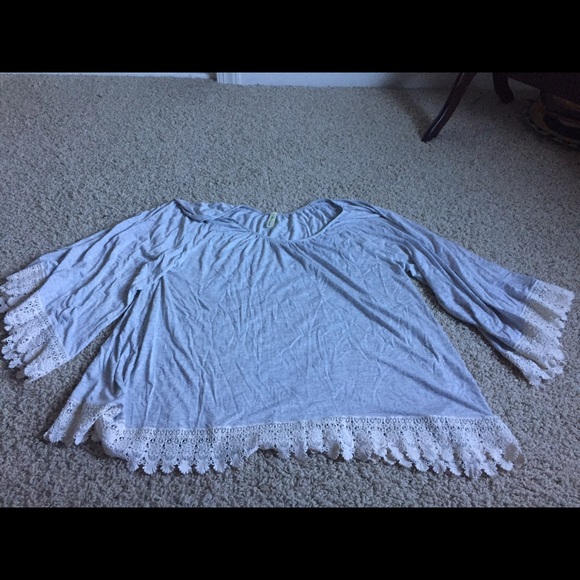 2tee Couture top-grey