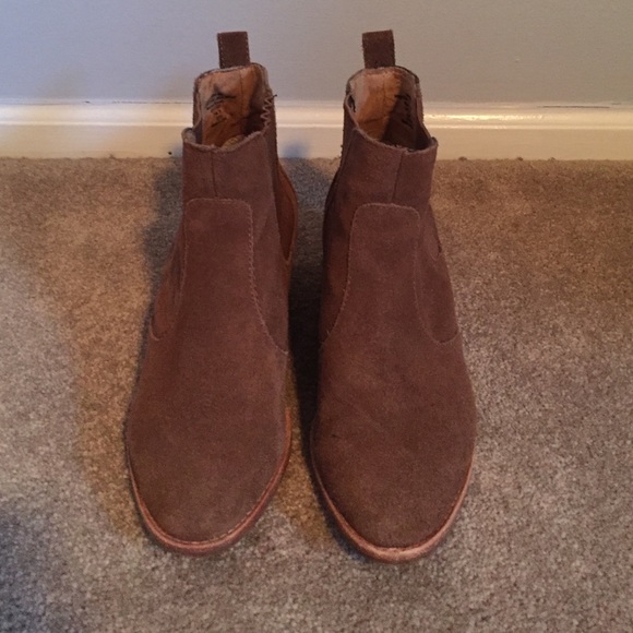 Gap Brand Western Chelsea Booties