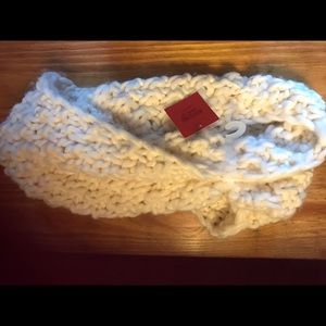 Mossimo infinity scarf NWT