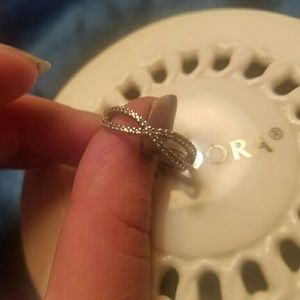 ***8HOUR FLASH SALE*** Pandora ring!