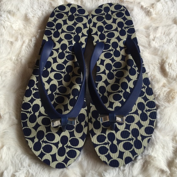 Coach Flip Flops - Picture 2 of 4