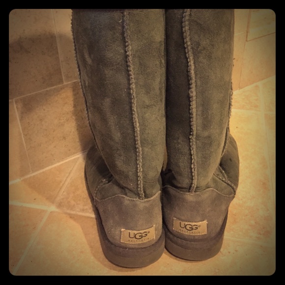 Uggs classic tall in grey