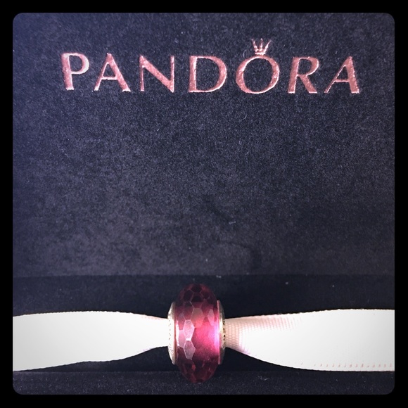 Pandora Fuchsia Faceted Murano