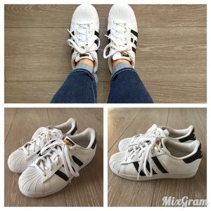 Adidas Superstar Sneakers