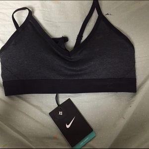 XS NWT Nike Sports Bra