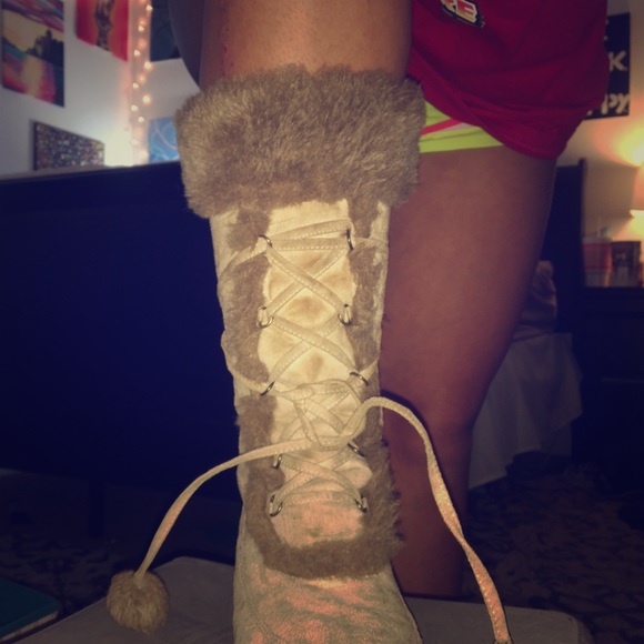 Amazing Fur winter Boots!! SIZE 8 ✨✨✨