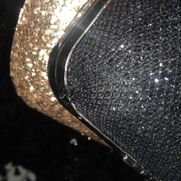 Sparkly clutch - Picture 3 of 3