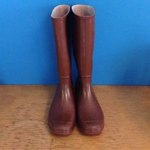 Rain boots