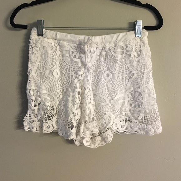 Young fabulous & broke white lace shorts