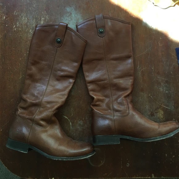 Frye Melissa Button leather riding boot in Cognac
