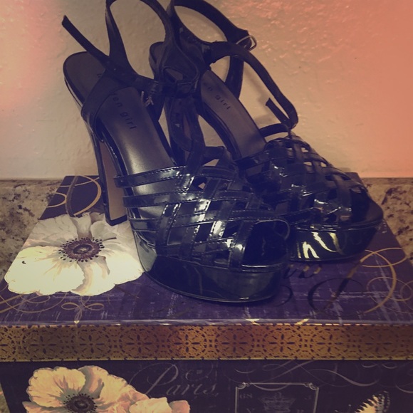 Madden Girl Size 9 Heels. Black. Worn once.