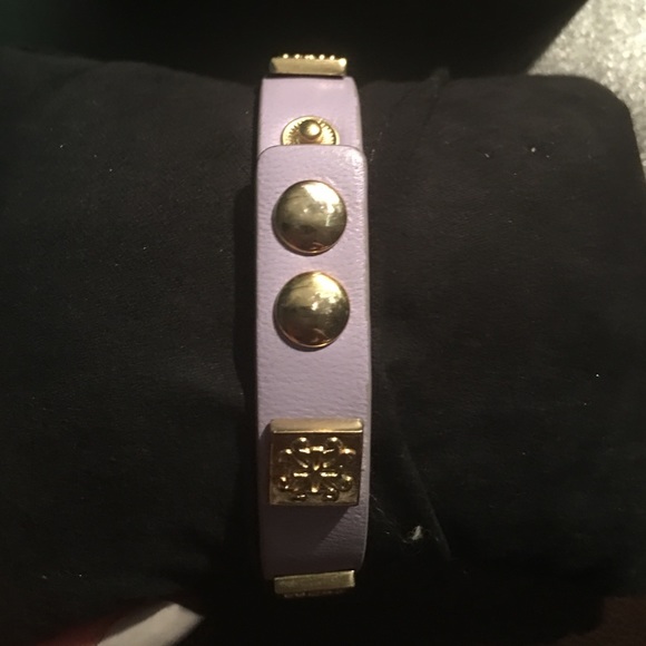 Rustic cuff leather bracelet - Picture 2 of 4