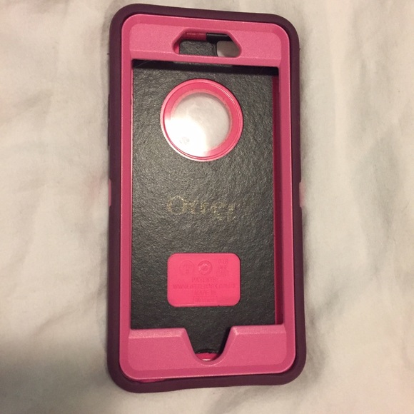 Pink/Magenta iPhone 6/6s otterbox case