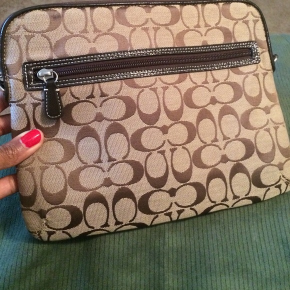 Coach IPad/ IPad Air case - Picture 3 of 3
