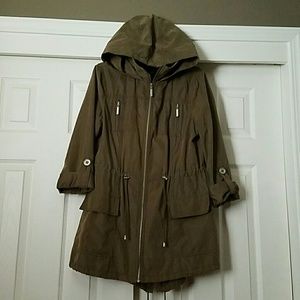Army style windbreaker