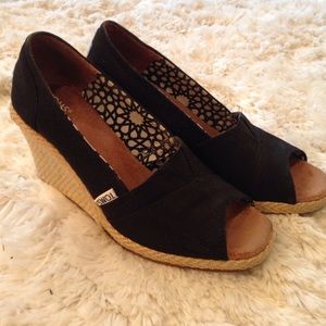 TOMS Black Canvas Wedges