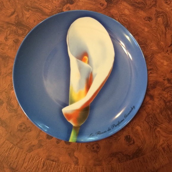 Special edition Givenchy plate