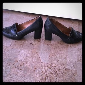 Leather, classic loafers with heels