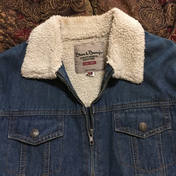 Jean jacket w/ fur