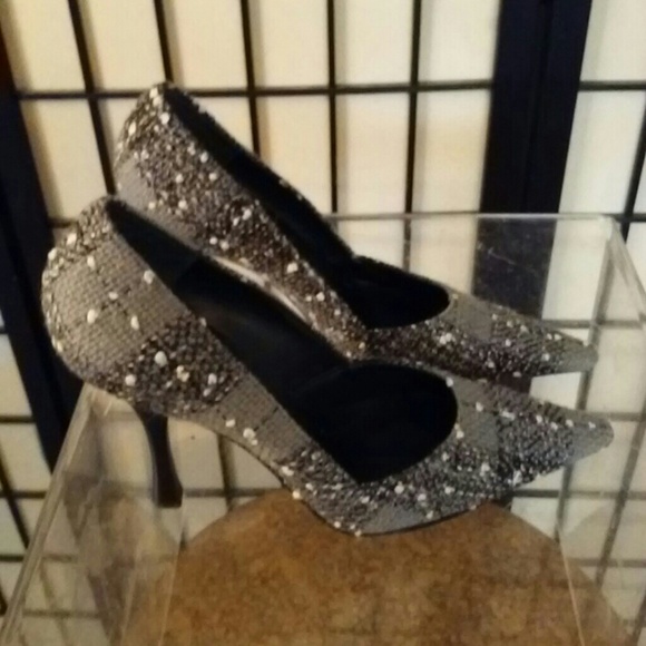 BCBGirls cloth Gray heels 0