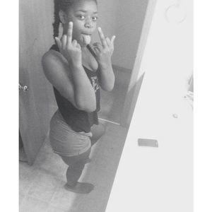 Meet your Posher, Tiara