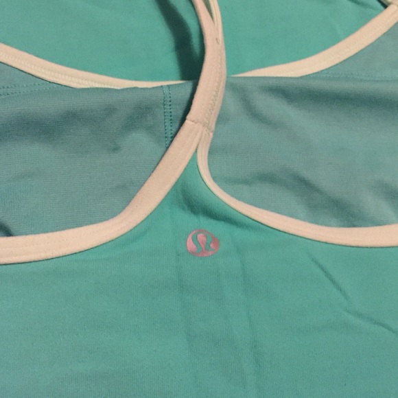 Lululemon Power Y 8 - Picture 3 of 3