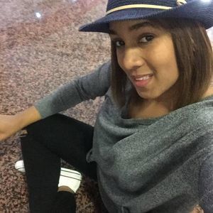 Meet your Posher, Doraliz