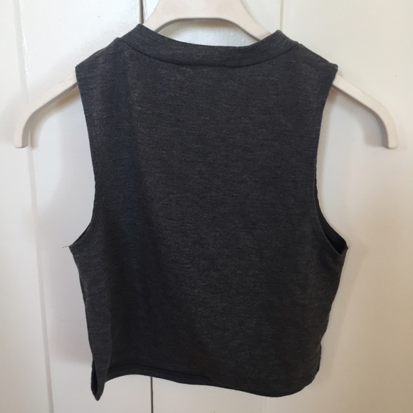 Grey cropped top - Picture 2 of 2