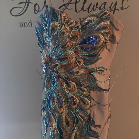 🎉SOLD🎉Jovani peacock dress - Picture 2 of 4