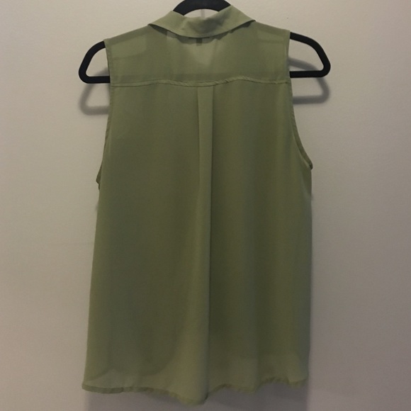 Charlotte Russe light olive tank - Picture 4 of 4
