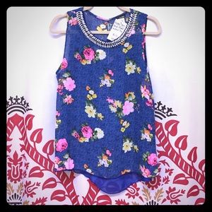 Make an offer! Cute floral top