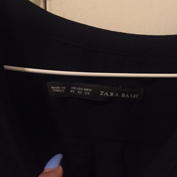 Zara basic black blouse - Picture 2 of 3