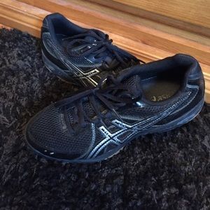 ASICS Volleyball Sneakers