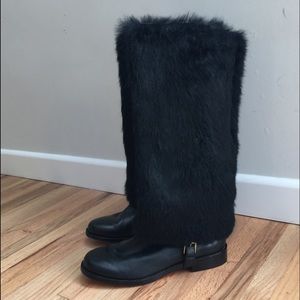 🌟MAKE AN OFFER🌟MICHAEL KORS boots! Size 8