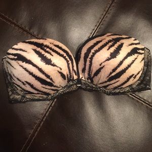 Victoria's Secret strapless push up bra