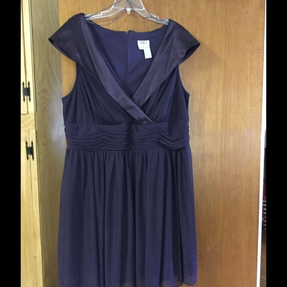Purple cocktail dress. Worn once. Size 20W