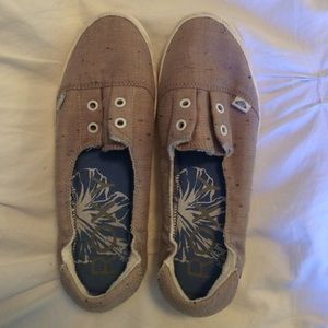 Roxy slip on shoes size 6
