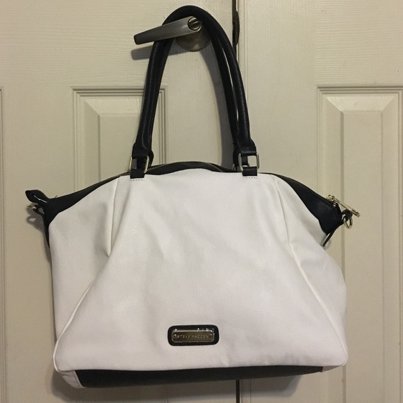 🎉SALE 🎉Steve Madden purse