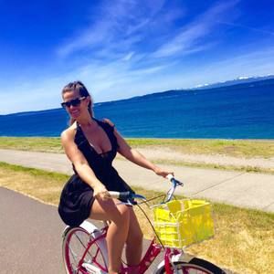 Meet your Posher, 'jodie