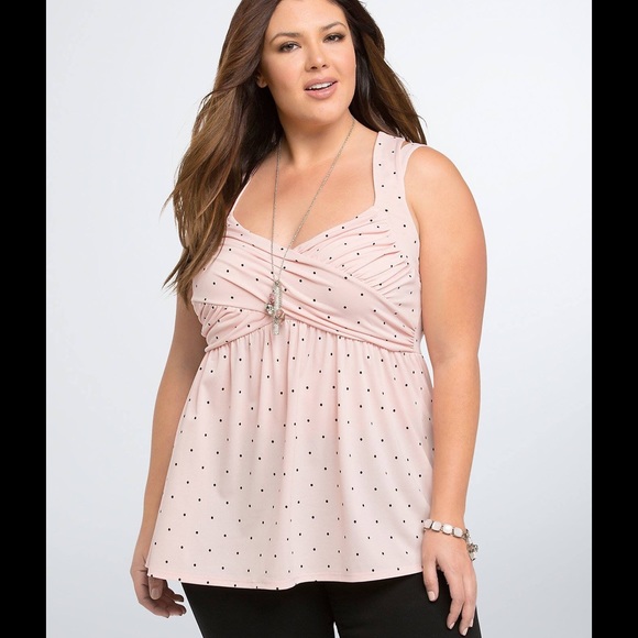 Pink polka Torrid babydoll top. NWT Never worn Sz2