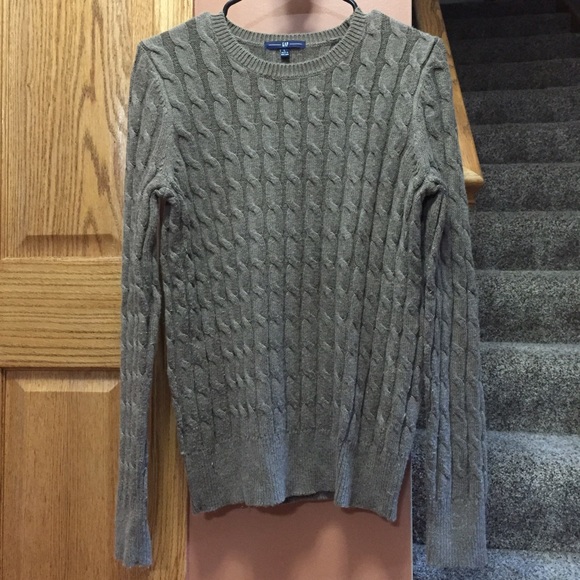GAP Sweater