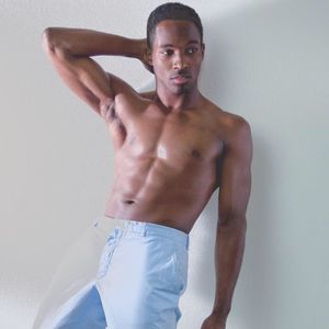 Meet your Posher, Derrick