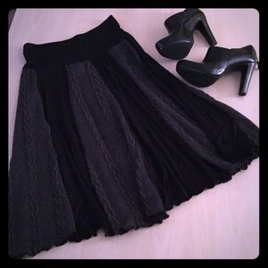NWT. Knit Skirt