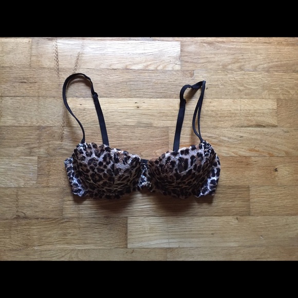 Victoria's Secret Pink Date Bra