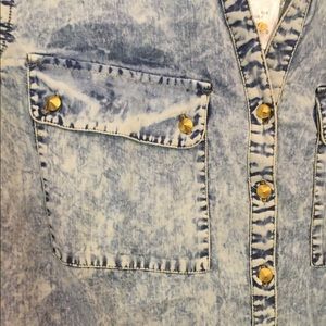 Forever 21 Tops - NWT Acid Wash Jean Shirt With Gold Studs! Forever 21 Tops - NWT Acid Wash Jean Shirt With Gold Studs!