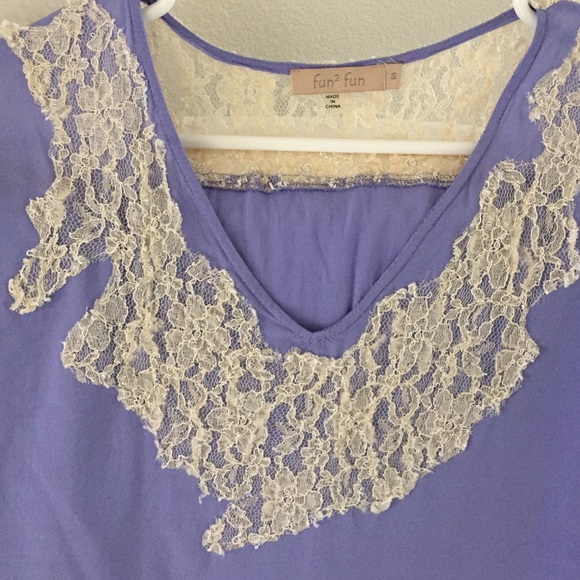 Fun2Fun lace top - Picture 2 of 4