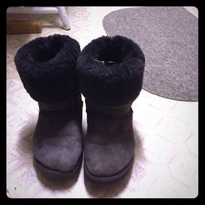 Tall chocolate ugg boots