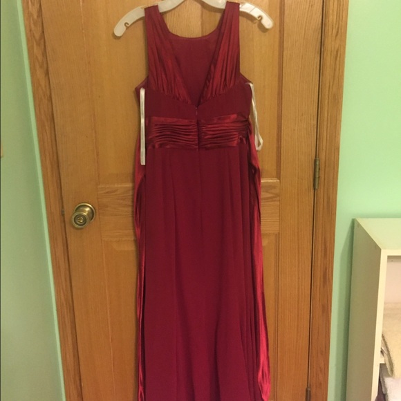 Prom dress - Picture 2 of 3